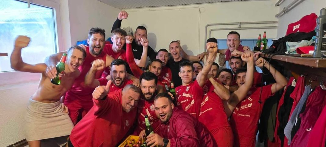 Ludo slavlje u Podturnu: Dva hattricka, tri penala, isključenje trenera Ludo slavlje u Podturnu: Dva hattricka, tri penala, isključenje trenera