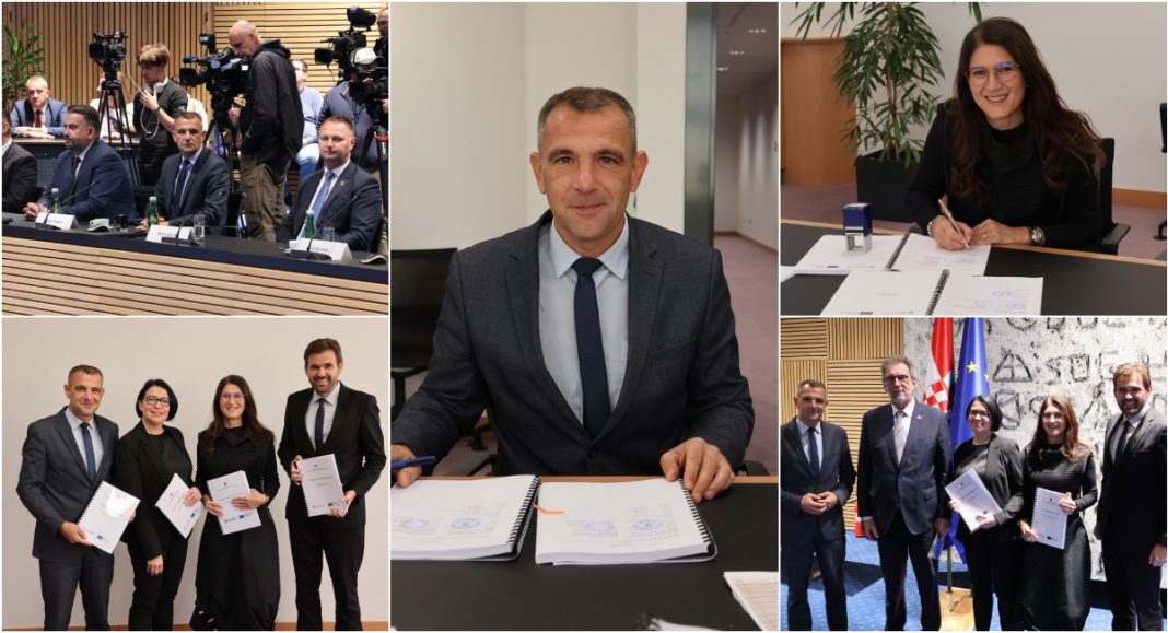 FOTO Dodijeljeni ugovori za sufinanciranje uređenja i gradnje škola u Maloj Subotici i Čakovcu FOTO Dodijeljeni ugovori za sufinanciranje uređenja i gradnje škola u Maloj Subotici i Čakovcu