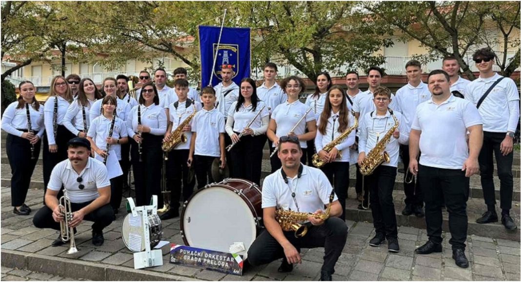 VIDEO Puhački orkestar Grada Preloga oduševio publiku u Venecijanskoj laguni VIDEO Puhački orkestar Grada Preloga oduševio publiku u Venecijanskoj laguni
