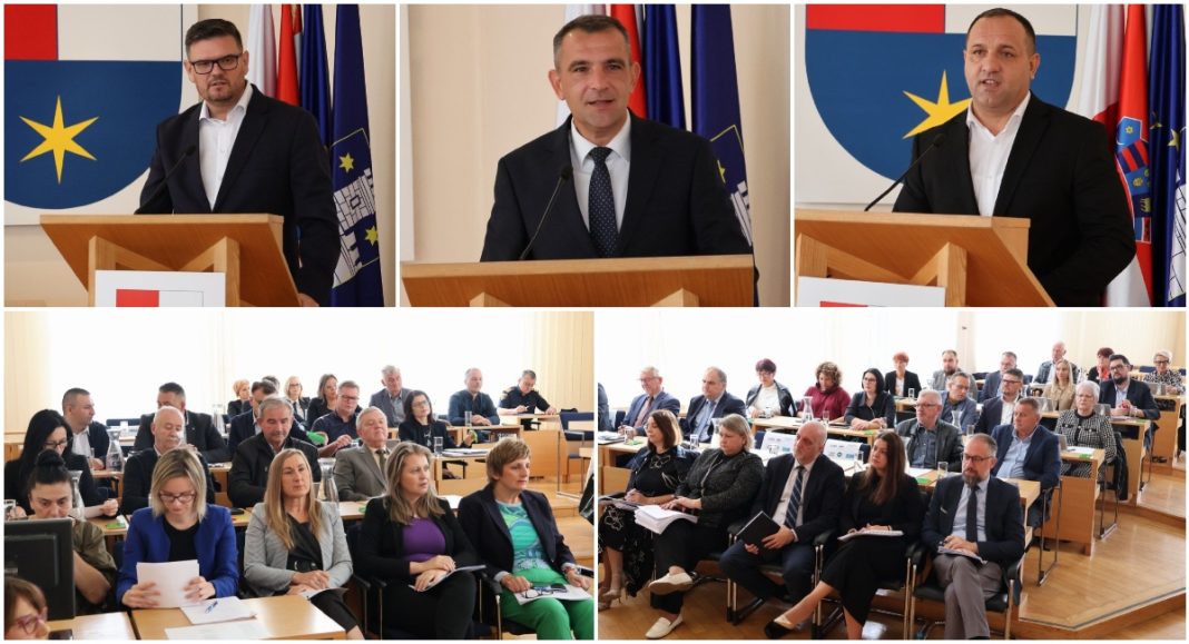 FOTO Međimurska županija ove godine ulaže 524 tisuće eura za potpore studentima i učenicima FOTO Međimurska županija ove godine ulaže 524 tisuće eura za potpore studentima i učenicima