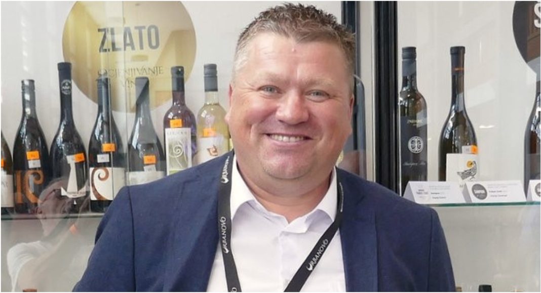 Poznati vinogradar i vinar Robert Horvat iz Svetog urbana danas slavi svoj rođendan! Živjeli! Poznati vinogradar i vinar Robert Horvat iz Svetog urbana danas slavi svoj rođendan! Živjeli!