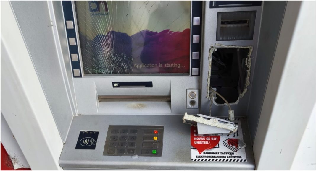 Provaljeno u bankomat u Svetoj Mariji — policija traga za počiniteljima Provaljeno u bankomat u Svetoj Mariji — policija traga za počiniteljima