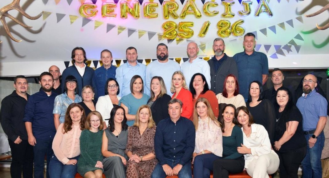 Donja Dubrava u znaku jubileja: dvije školske generacije obilježile obljetnice Donja Dubrava u znaku jubileja: dvije školske generacije obilježile obljetnice