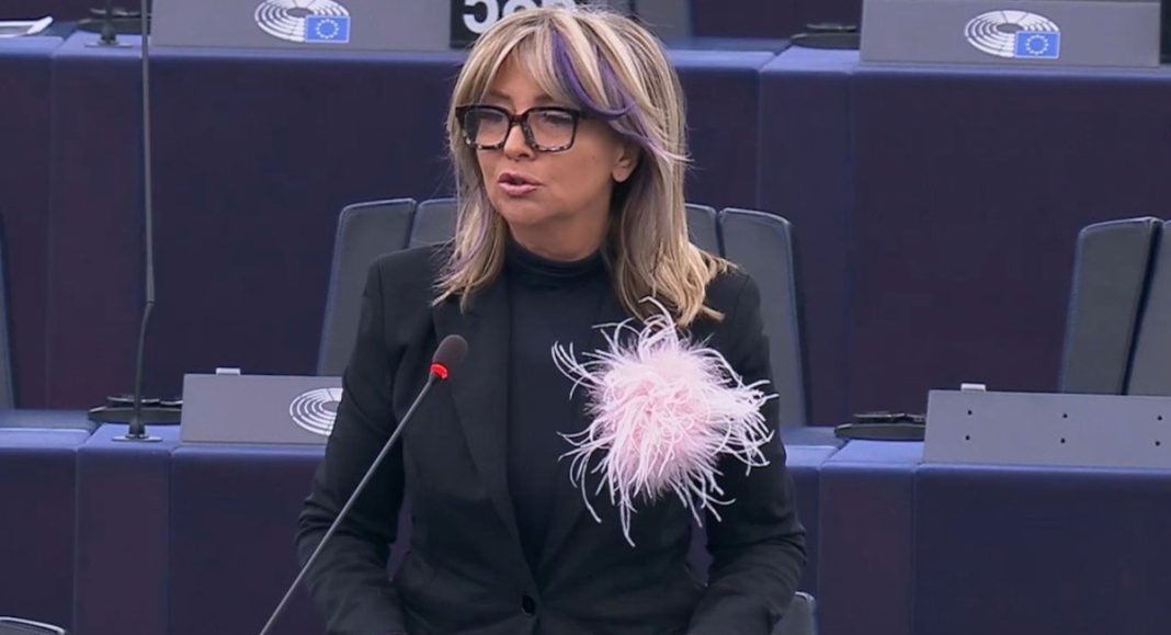 Sunčana Glavak: Mentalno zdravlje je tišina koju prečesto ne čujemo Sunčana Glavak: Mentalno zdravlje je tišina koju prečesto ne čujemo