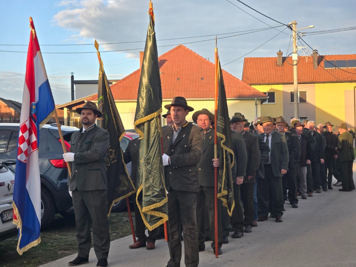 20251129 152051 copy 1600x1200