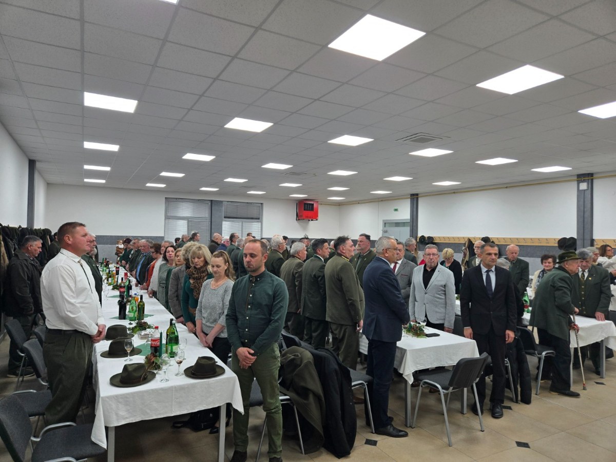 20251129 162530 copy 1600x1200