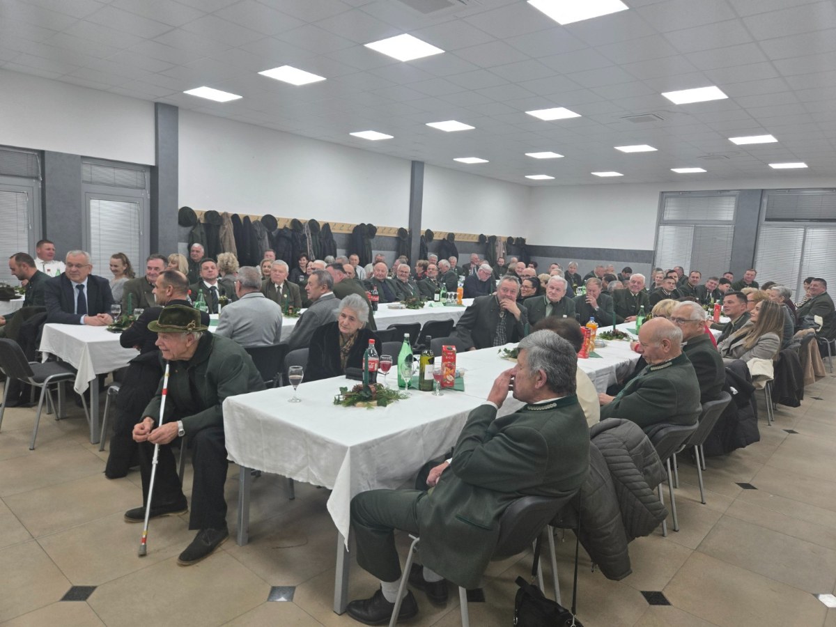 20251129 165153 copy 1600x1200