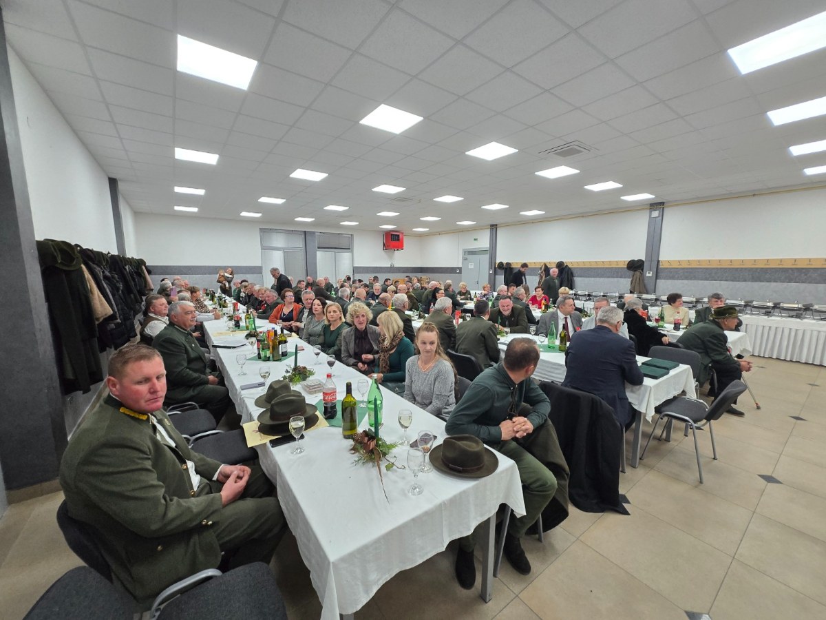 20251129 171320 copy 1600x1200