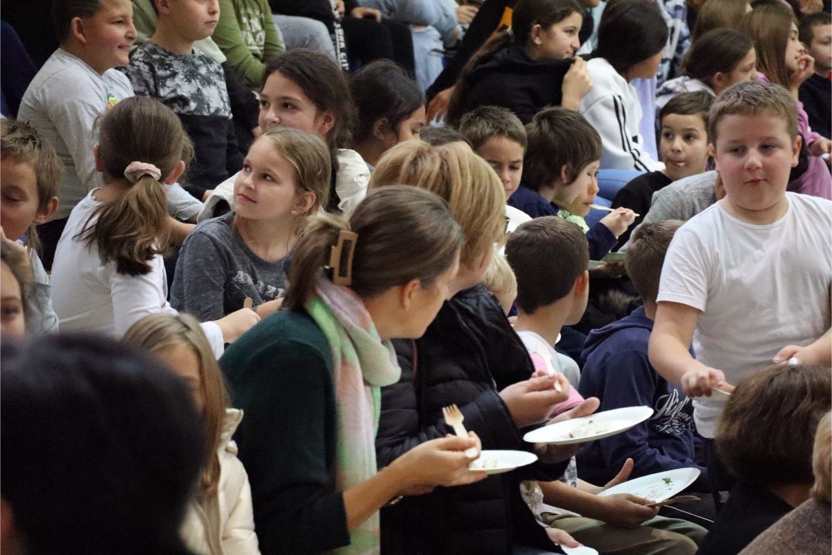 582060940 1321839826623882 230583586431481925 n