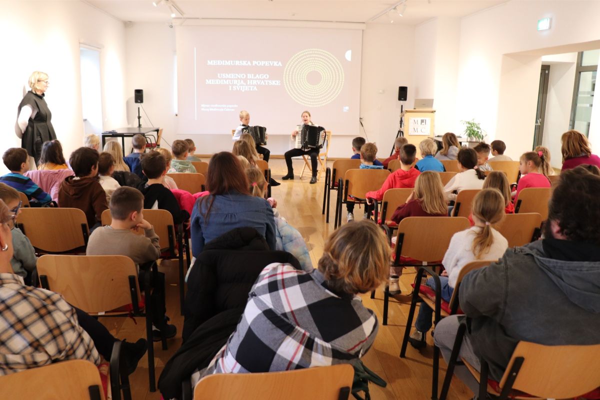 583327584 1453193173474204 1203322423194562437 n