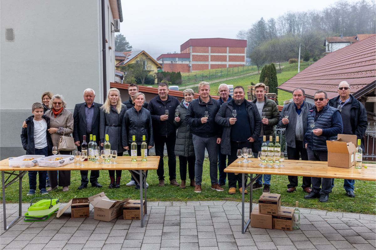 584301475 1288256560007691 6804833270891634780 n