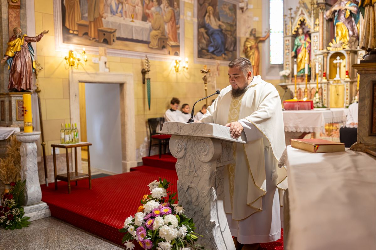 584424758 1288256253341055 4779089015605408089 n