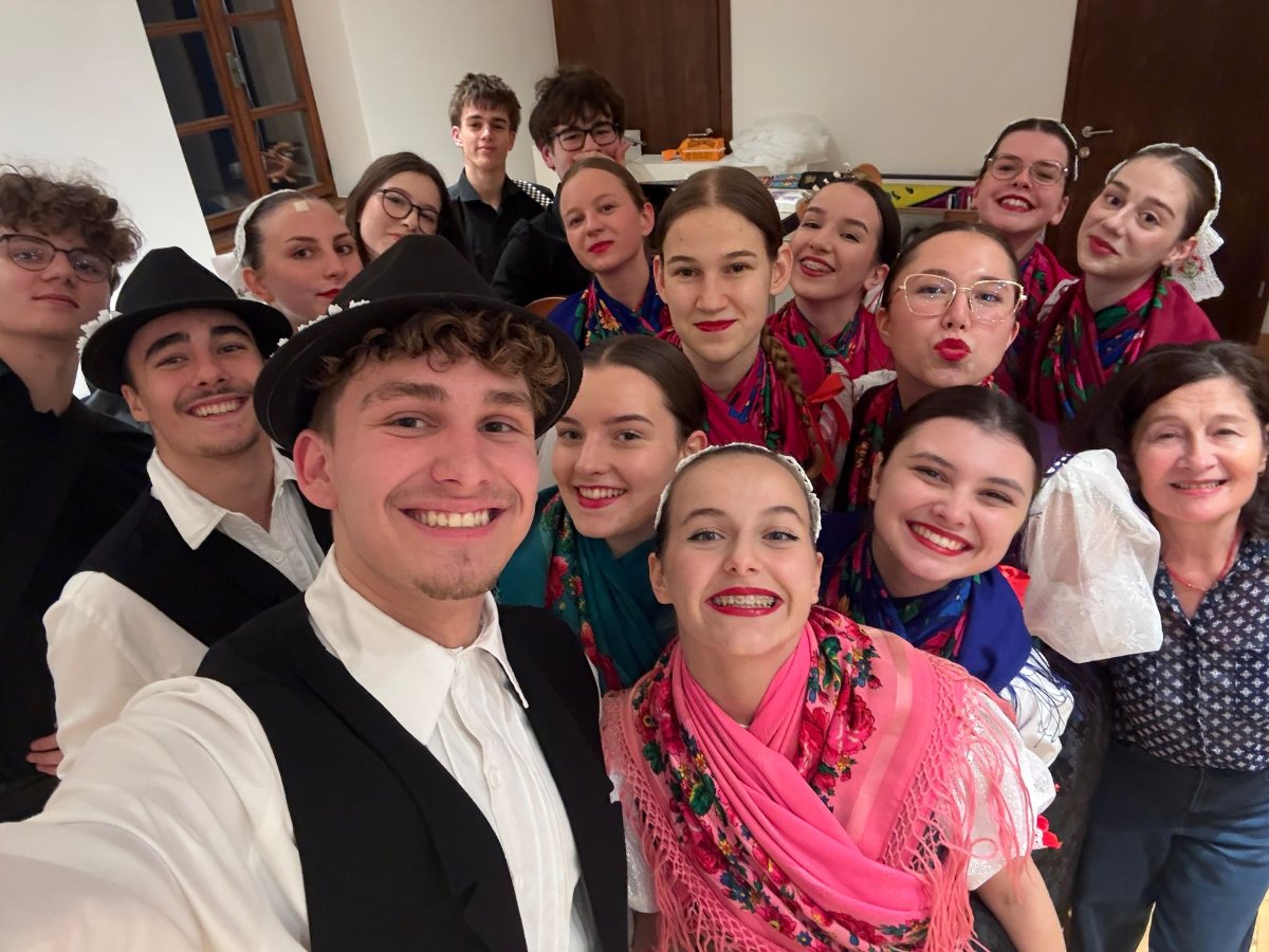 586144083 1424880842978339 4170972932951247068 n