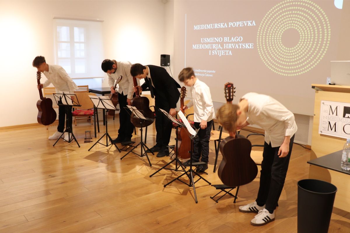 586560176 1454123796714475 2315035675694745477 n