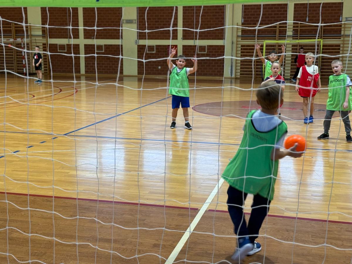 589957825 1304381324824749 3886230346666758223 n