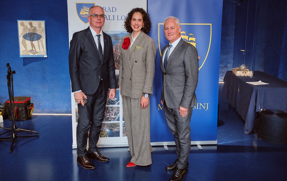 9845 71925 dan grada 2025319websize