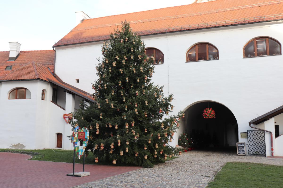 ADVENT U STAROM GRADU CAKOVEC (2) Copy