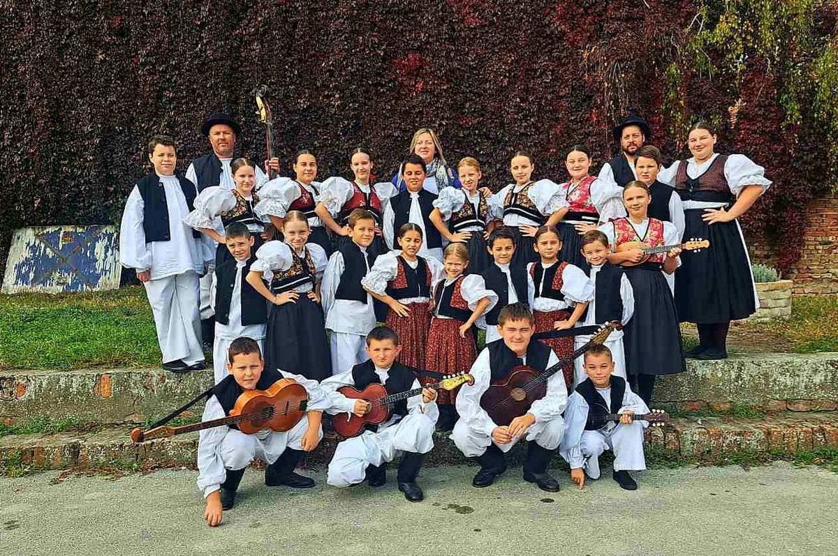 Dječja skupina KUD a Donji Vidovec