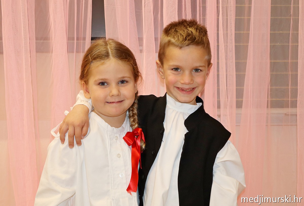 Ema Pokos i Vigo Vuk2