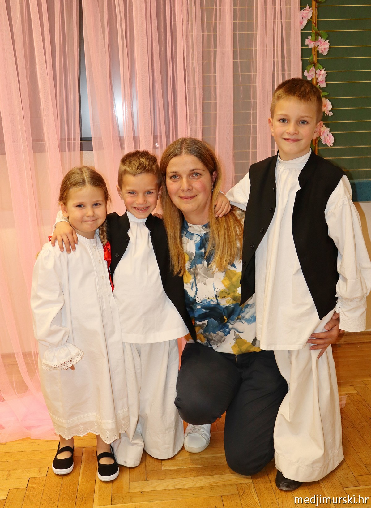 Ema Pokos i Vigo Vuk5