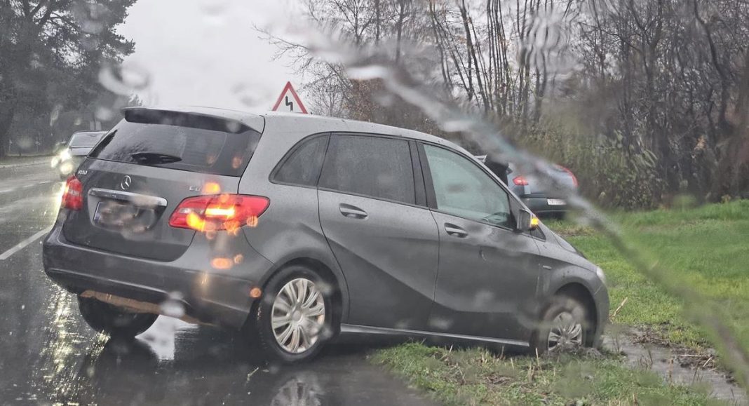 Donji Kraljevec: Otišli na sprovod, zaglibili u blatu! GLAVNA 2025 11 25T153431.335