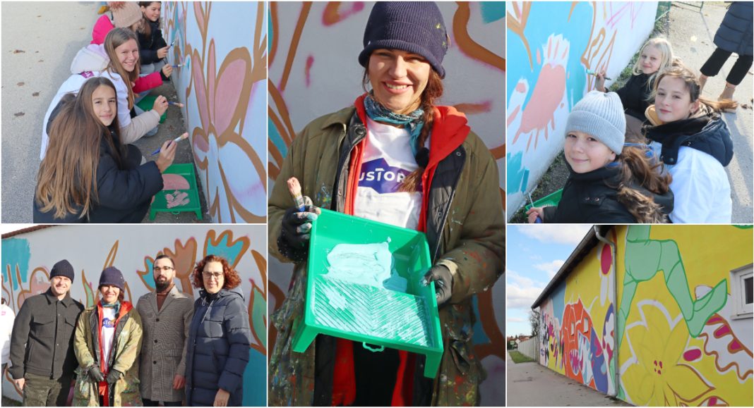 FOTO Umjetnica Rusa Trajkova s učenicima OŠ Prelog oslikava novi, veliki mural u Prelogu! GLAVNA 2025 11 27T144327.071