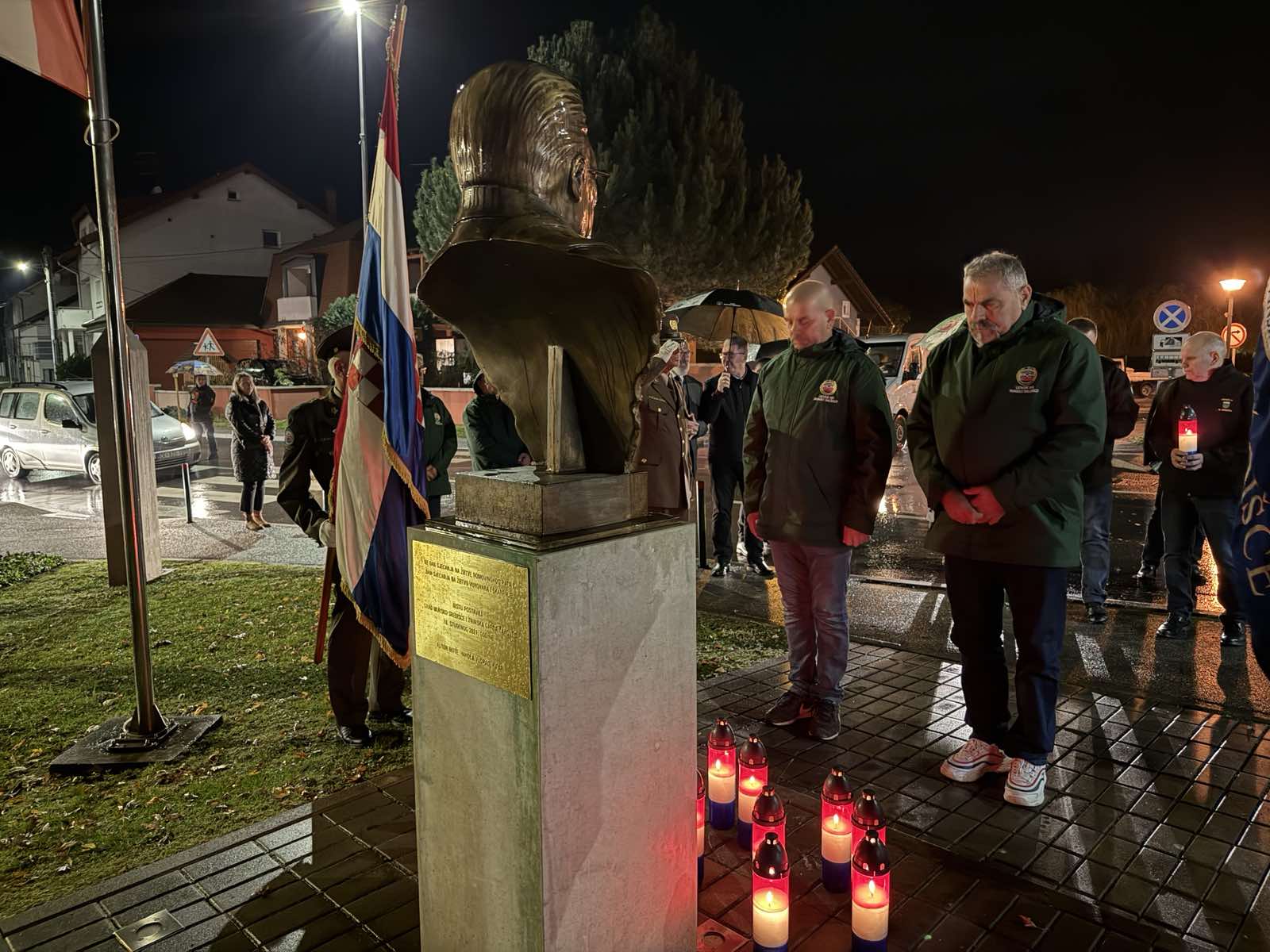 IMG 098a7e0352722a189dddc44b39cd8c5a V