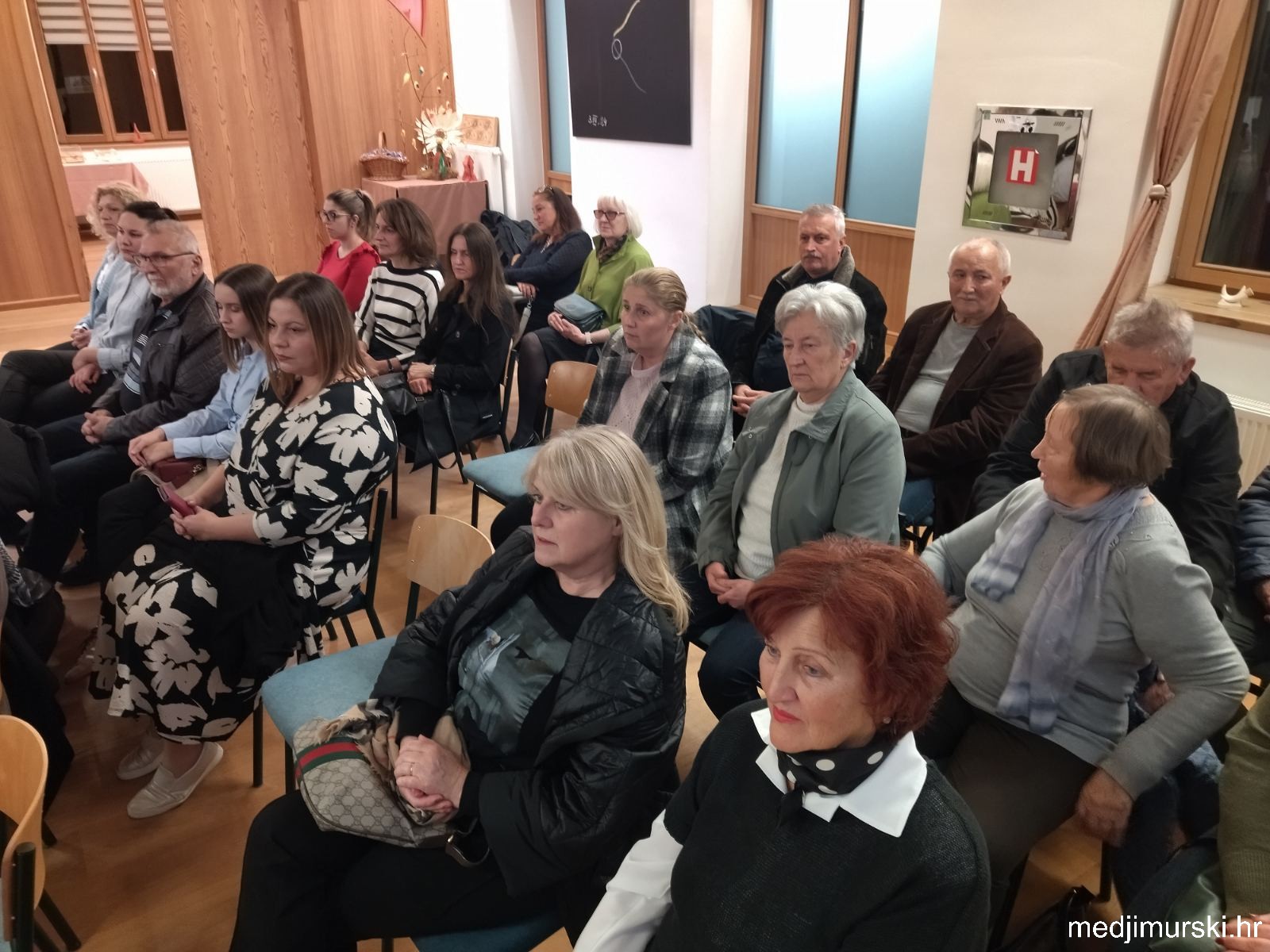 IMG 2e32180b289d1b85826663cf7da2bc05 V