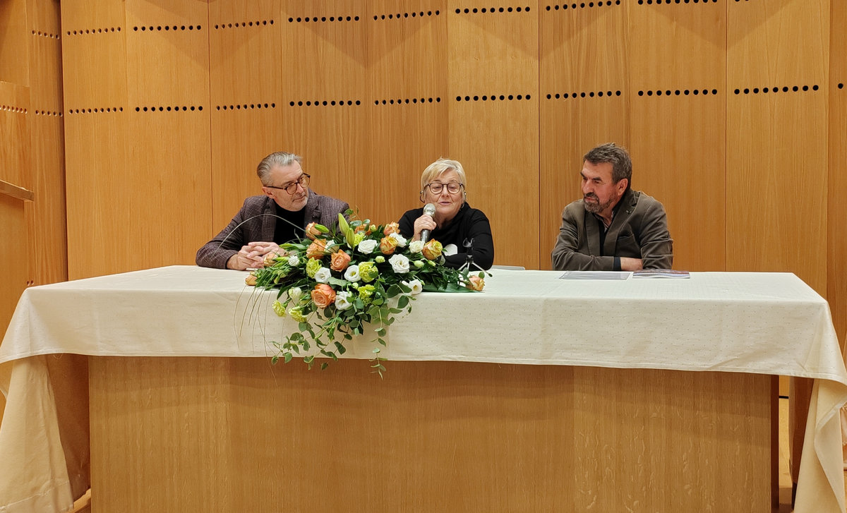 IMG 20251121 180944 edit 510485654455732 result