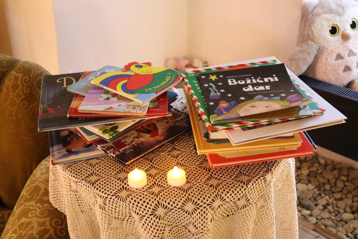 MUZEJSKA PRICALICA (4)