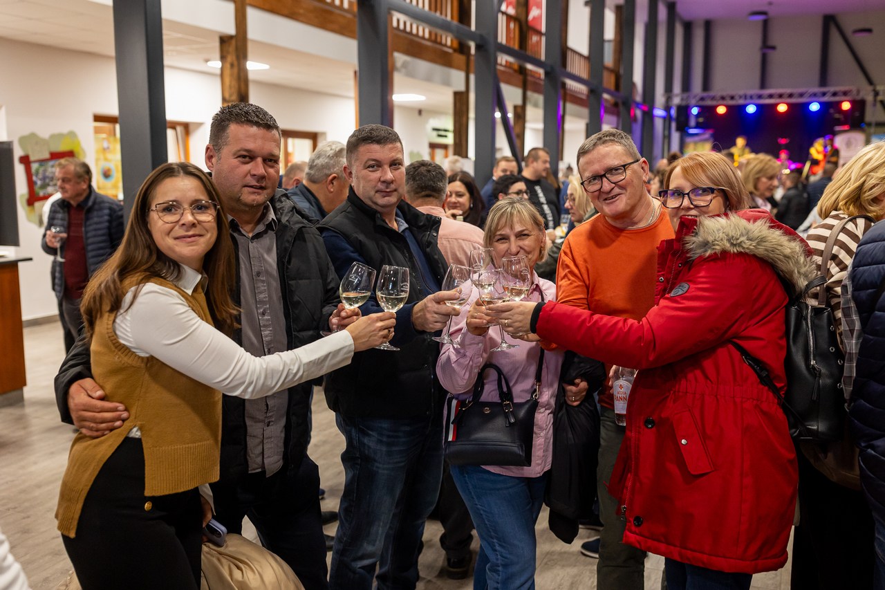 Martinje u Štrigovi bila je prilika za degustaciju mladih vina