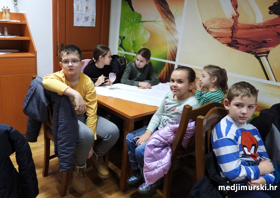 SŠ Prelog Jedan bombon manje (10)