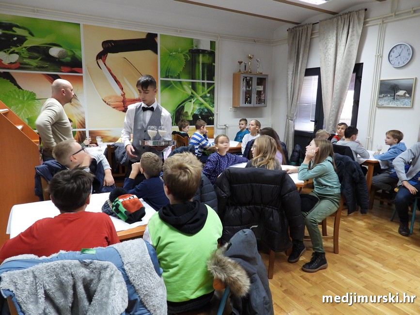 SŠ Prelog Jedan bombon manje (19)