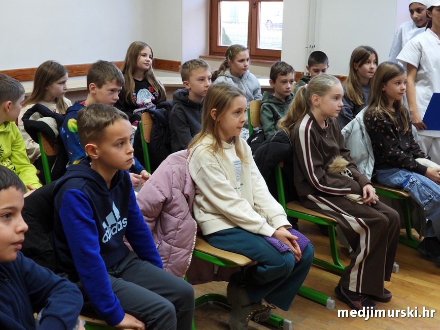 SŠ Prelog Jedan bombon manje (36)