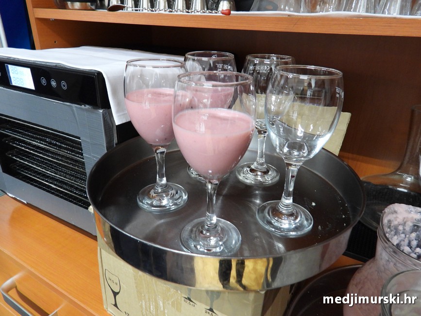 SŠ Prelog Jedan bombon manje (54)