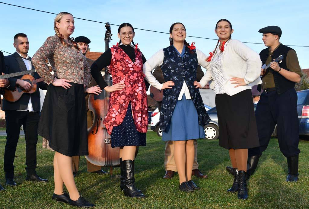 Smotra običaja Kotoriba (15)