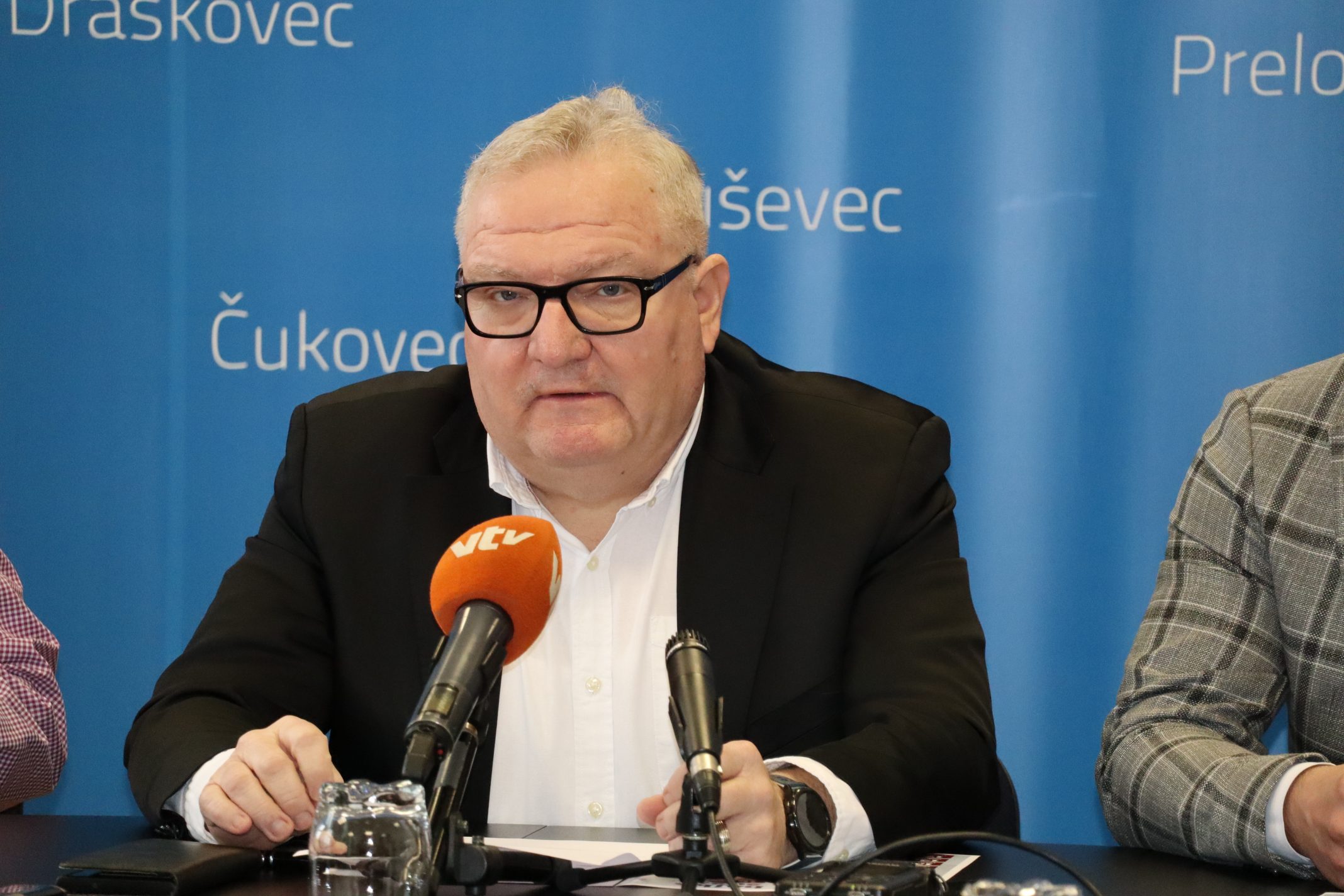 Za unutra 1 Ljubomir Kolarek