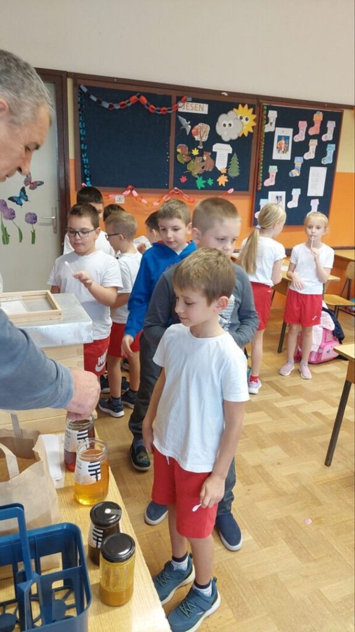 1765351544647 576x1024 result