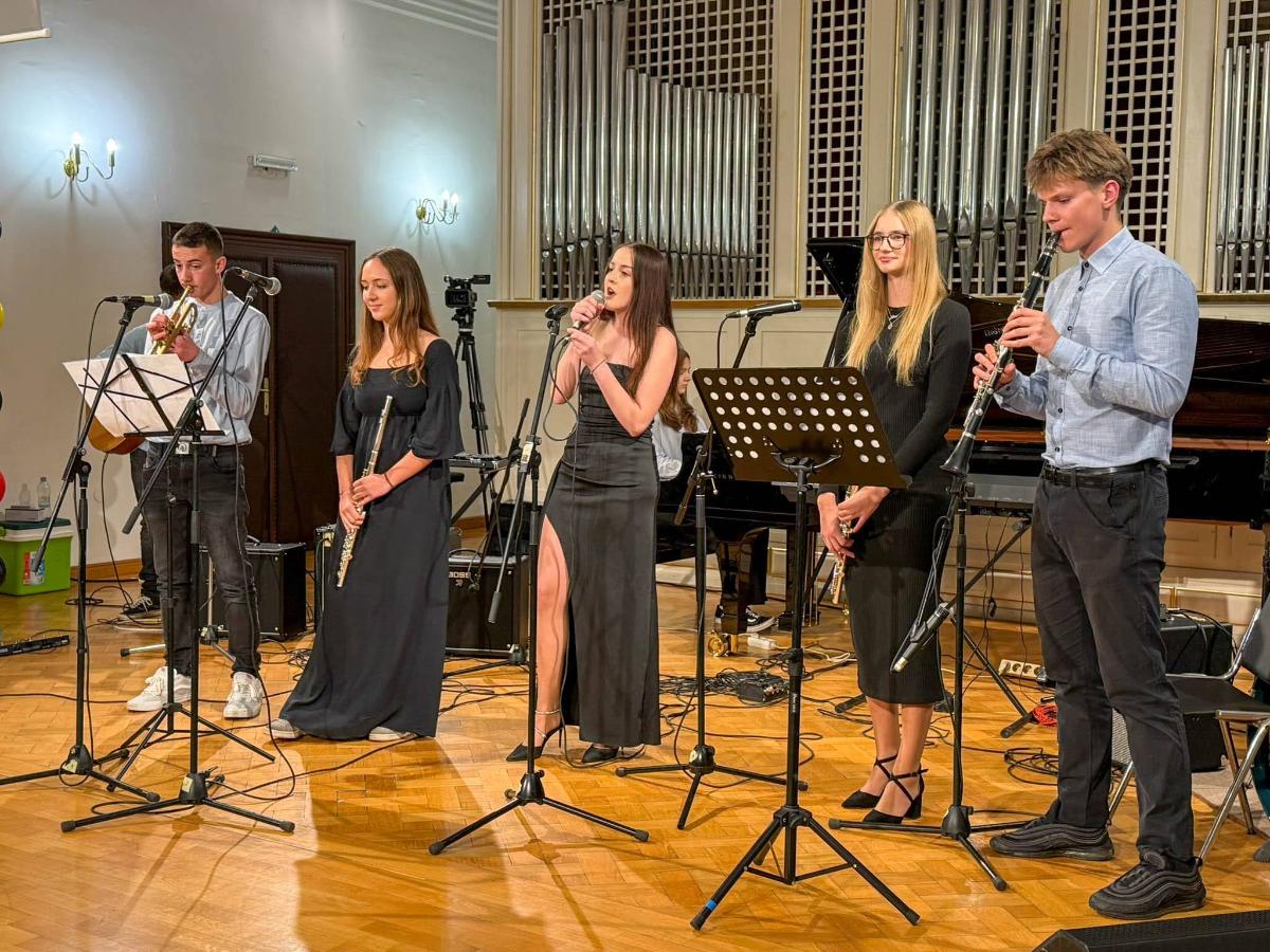 590107483 1473089084817115 5776138958396713918 n