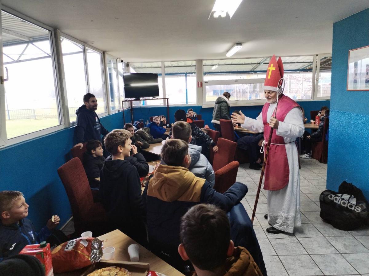 593359281 1286226680209388 1030435413272953408 n