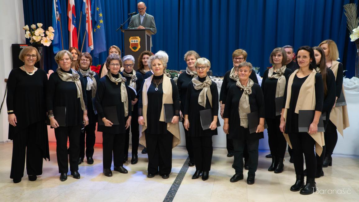 594598783 122156193182861506 8005304820080322227 n