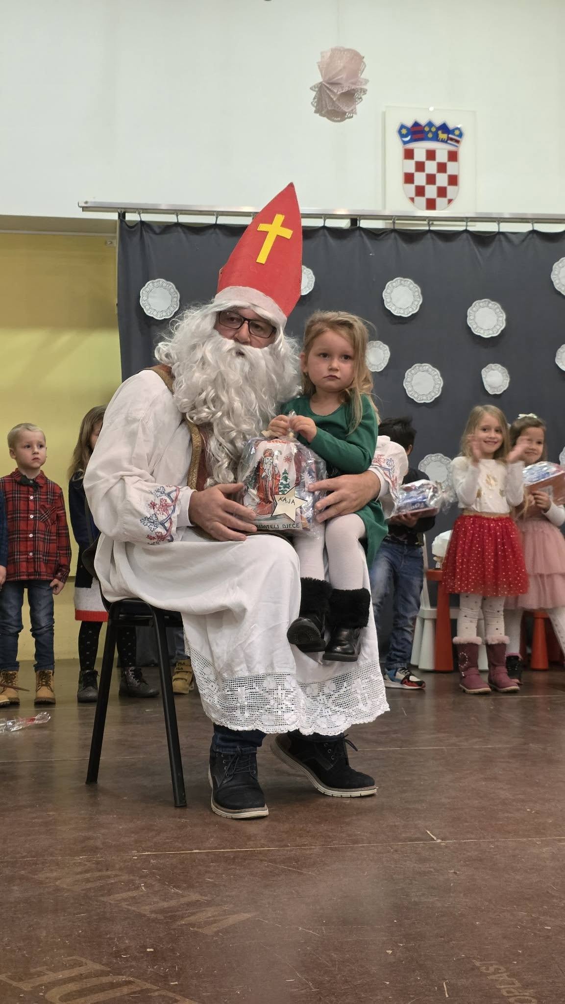 594695610 1285613253604064 68467128119967328 n