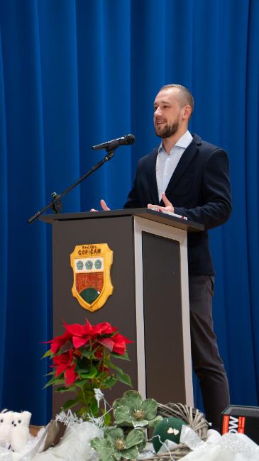 594975662 122156194172861506 8434063503278179183 n