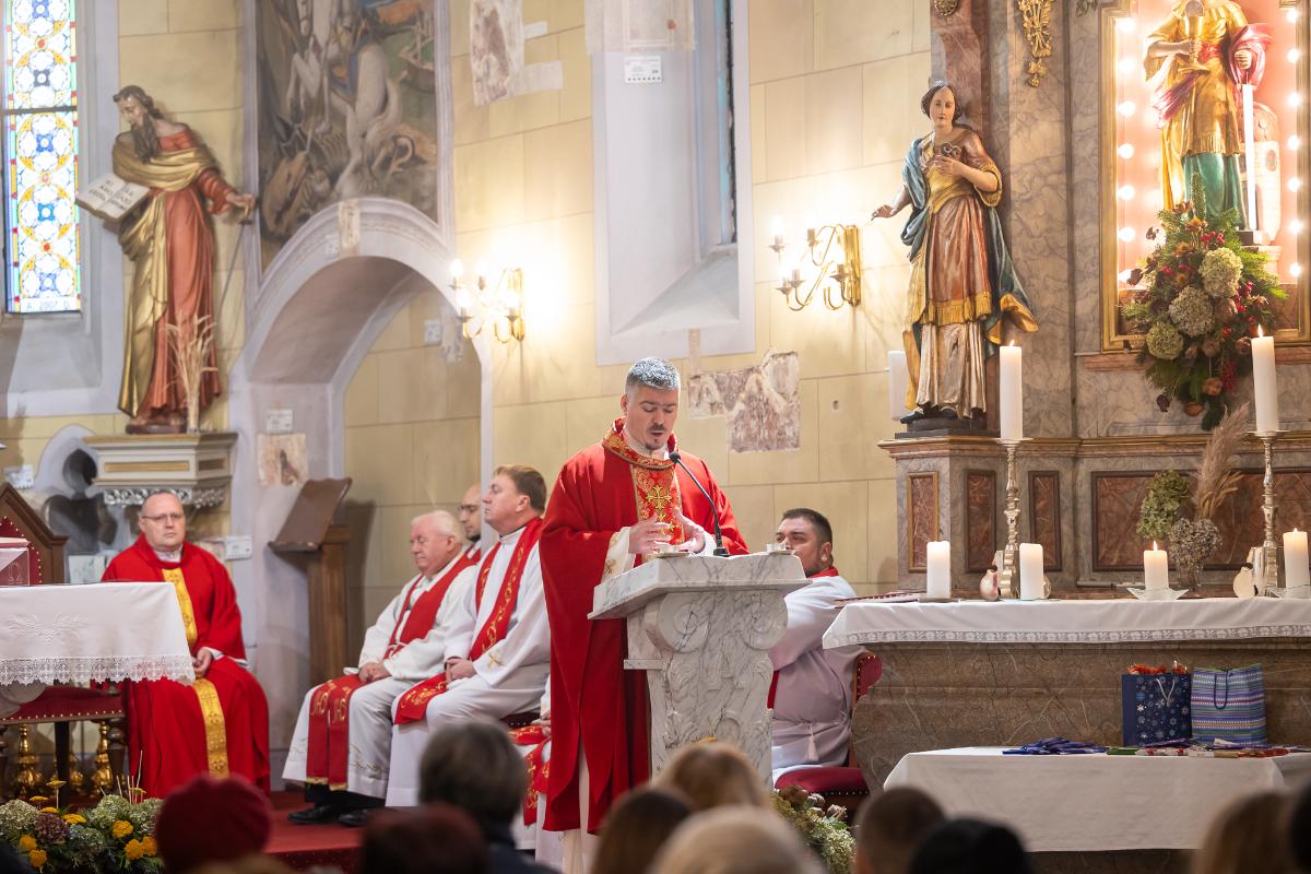 595122208 1302708511895829 5968240245805000645 n