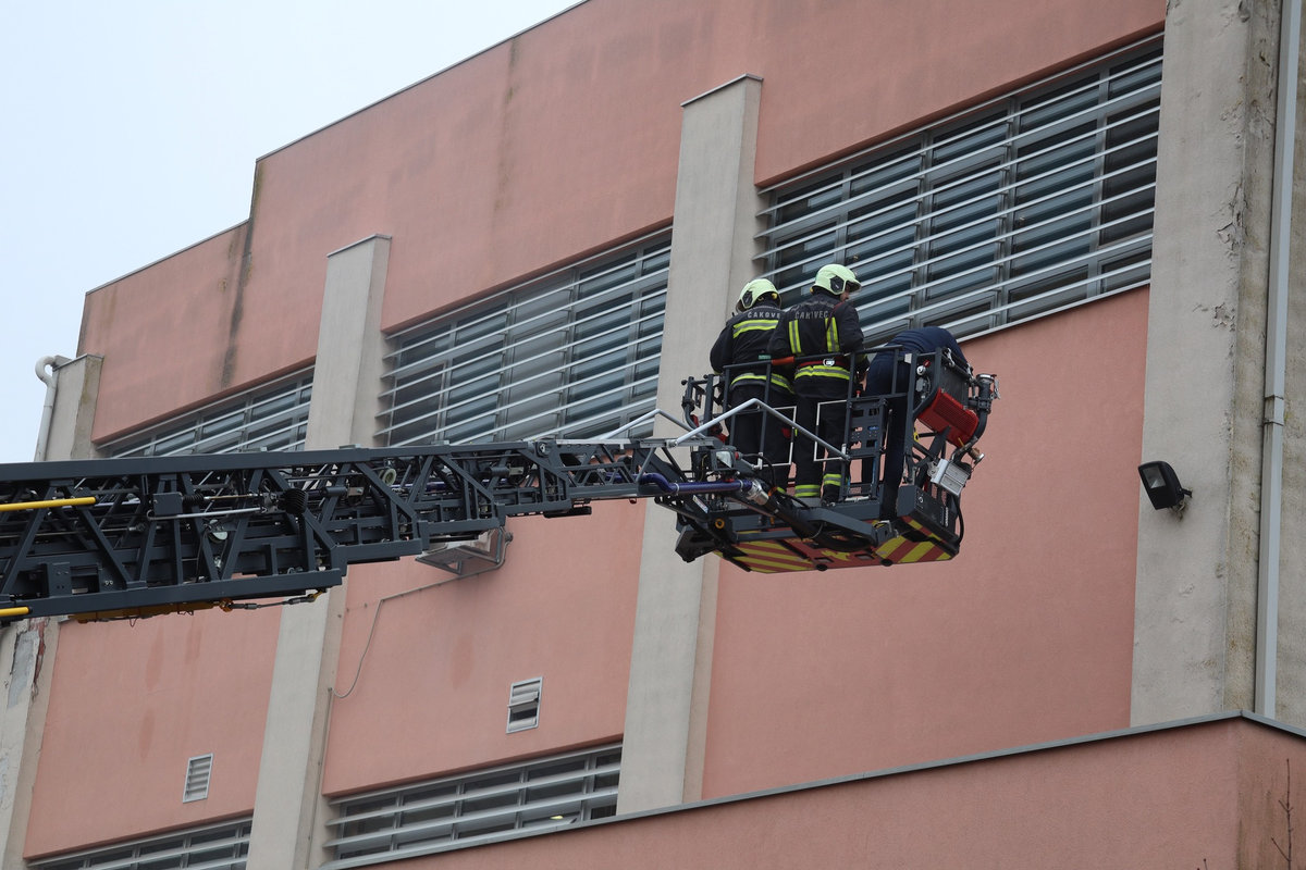 595624017 1338631548278043 1852157697046799014 n result