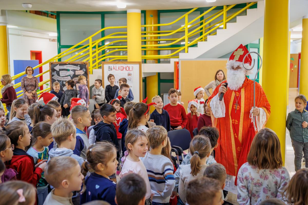 595632700 1319472813316021 3777405724931696028 n