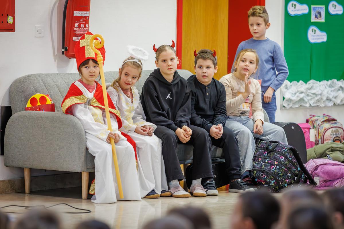 595649608 1319470206649615 7409605369270643701 n