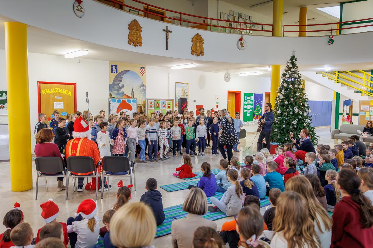 595658268 1319472149982754 1548904224685867282 n