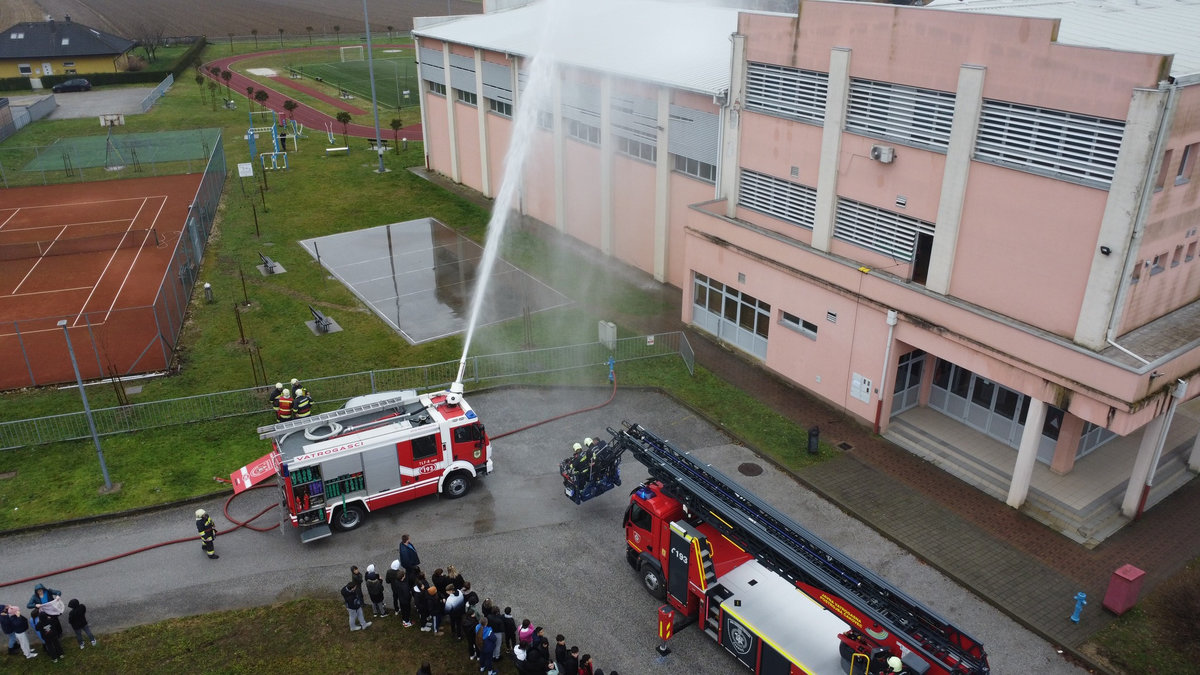 DCIM101MEDIADJI 0459.JPG