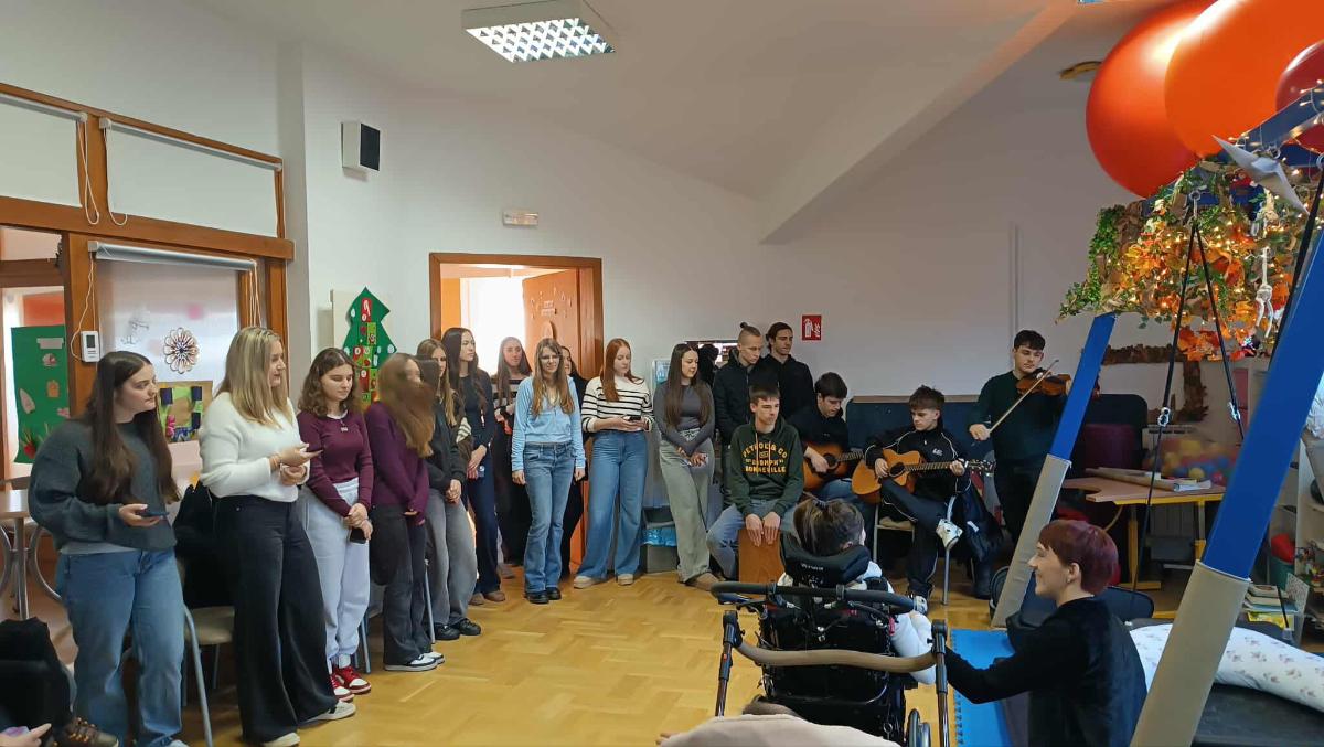 597399266 847882277989733 1663401831536572710 n